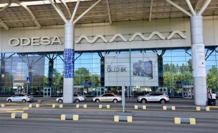 Почти все одесские рейсы перенесены в новый терминал