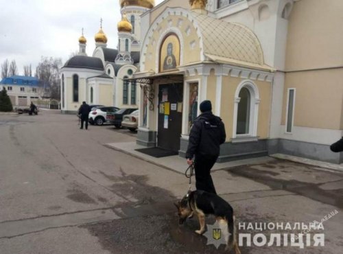 Правоохранители в Одесской области проверили церкви перед богослужением (фото)