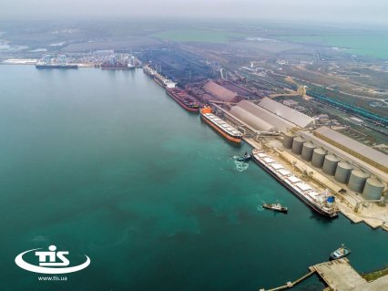 Частный порт под Одессой ТИС установил новый рекорд по перевалке грузов