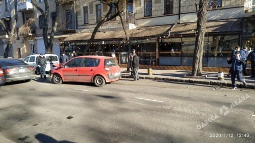 На Александровском проспекте произошла авария (фото)
