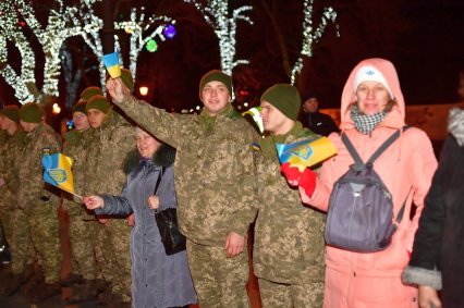 В День Соборности в центре Одессы «забилось» огромное сердце (фото, видео)