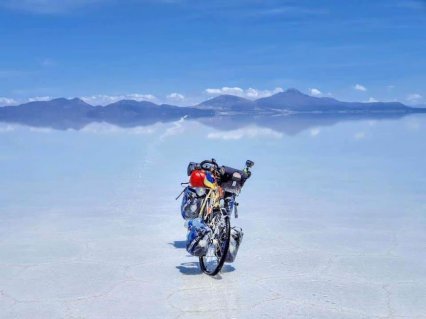Одессит Руслан Верин пересек самую большую соляную пустыню в мире (фото)