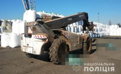 В Одесской области два работника порта погибли в результате наезда автопогрузчика
