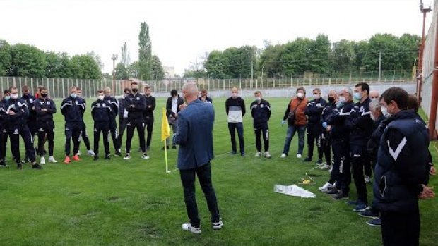 Футбол: одесский «Черноморец» возобновляет тренировки — с новым руководителем и урезанными зарплатами(фото, видео)