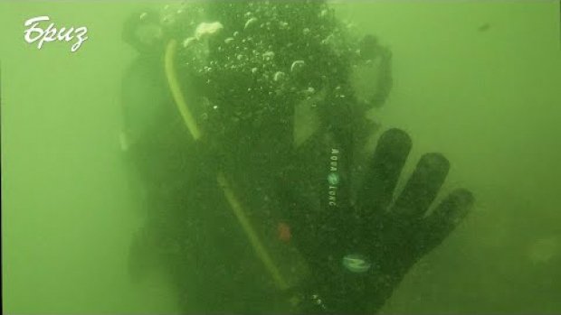 Военные водолазы обследовали акваторию одесского порта на предмет диверсионных «закладок» (фото, видео)
