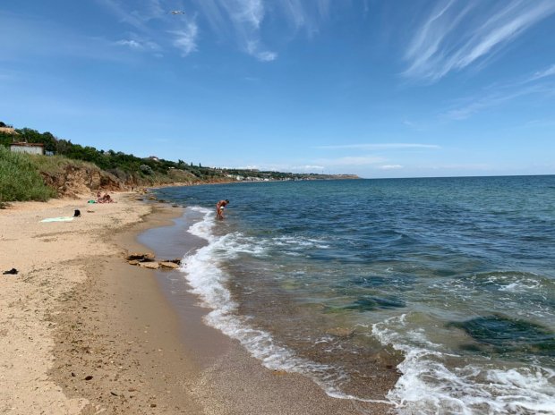 Вода на трех пляжах Одесской области загрязнена микробами