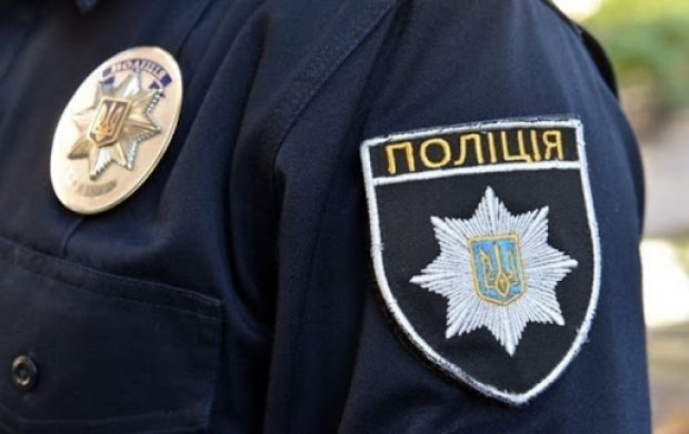 Одесского патрульного подозревают в угоне автомобиля