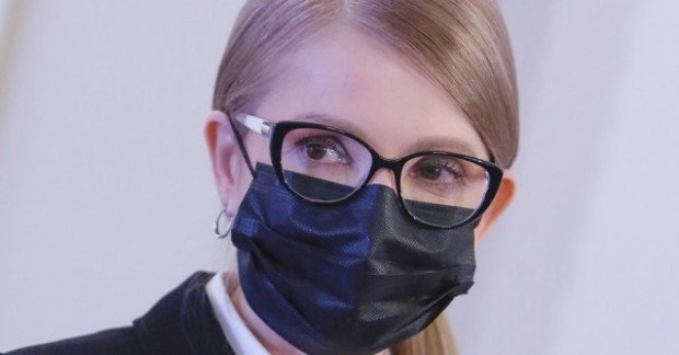 Юлия Тимошенко тяжело переносит COVID-19: ее подключили к аппарату ИВЛ