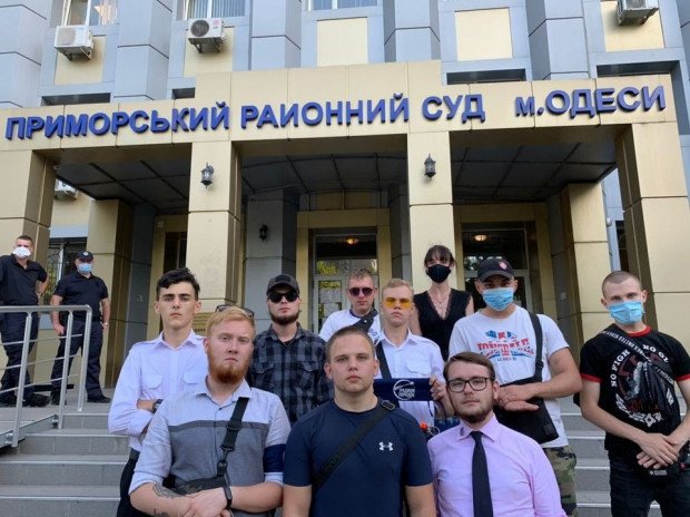 Большинство нападавших на ЛГБТ-марш в Одессе отделались штрафами, одному запретили выходить из дома по ночам