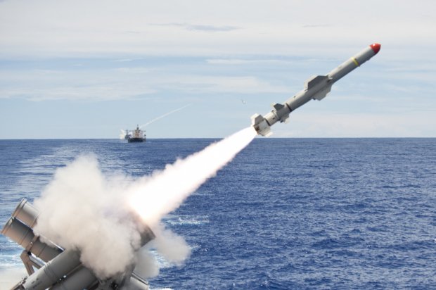 Украина приняла британское предложение по строительству ракетных катеров для ВМСУ: Зеленский готов подписать меморандум