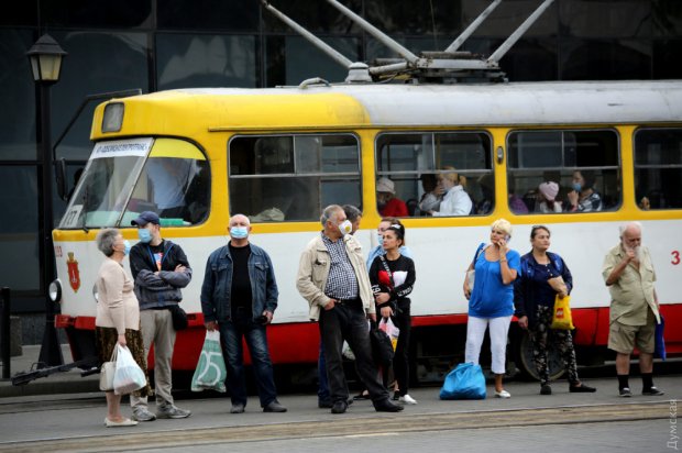 COVID-19: в Одессе не намерены выполнять рекомендации Минздрава по перевозкам пассажиров