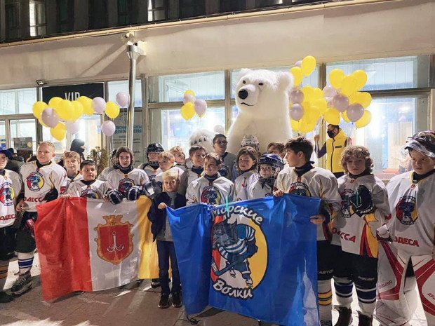 Юные одесские хоккеисты выиграли «Золотую шайбу»