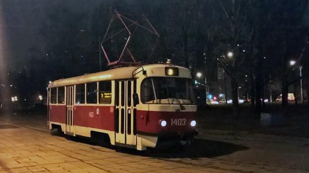 На поселке Котовского трамвай сбил женщину