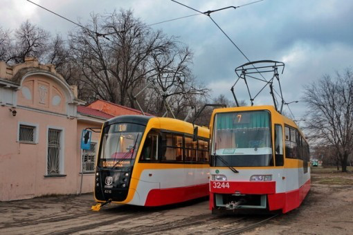 В Одессе приостановлено движение нескольких трамвайных маршрутов
