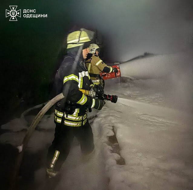 Юг Одесчины атаковали российские дроны – вспыхнули пожары